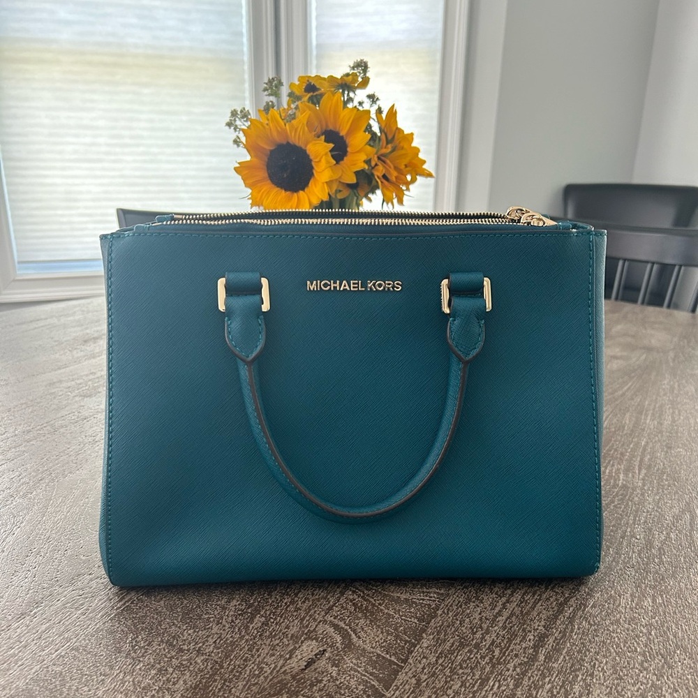 Michael Kors leather bag